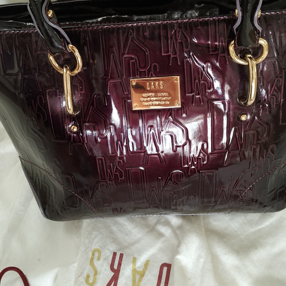 Daks Patent leather Handbag (With Code) - Picture 10 of 16